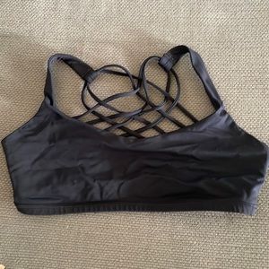 Lululemon free to be wild bra